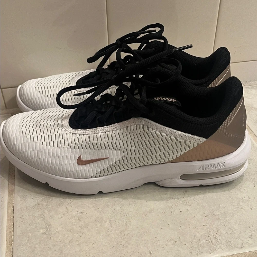 Nike Rose Gold Air Max Advantage Sneakers - Picture 1 of 4